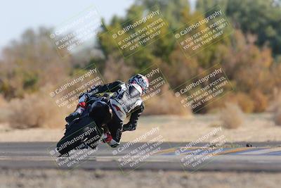 media/Dec-18-2022-SoCal Trackdays (Sun) [[8099a50955]]/Turn 7 Backside (1125am)/